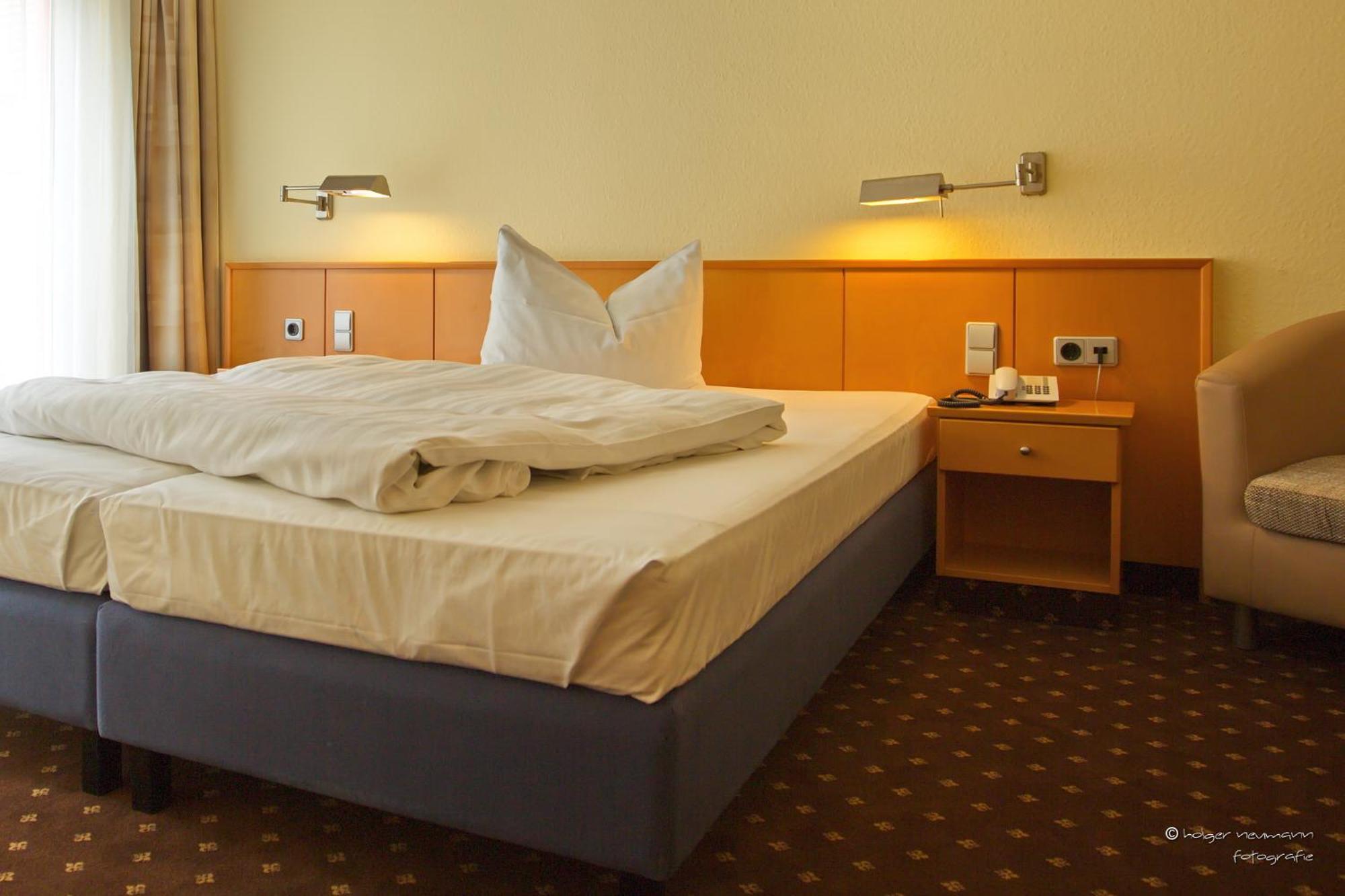 Garni-Hotel Zum Alten Ratskeller فتشاو الغرفة الصورة