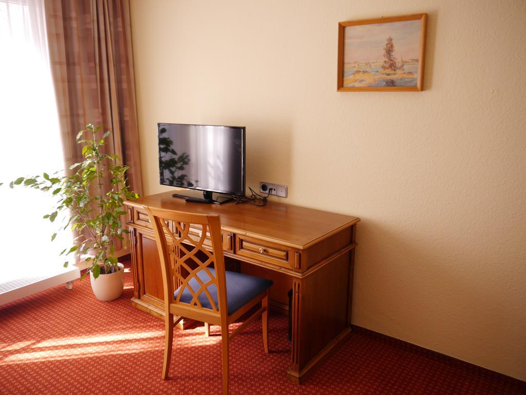 Garni-Hotel Zum Alten Ratskeller فتشاو المظهر الخارجي الصورة