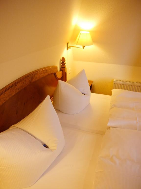 Garni-Hotel Zum Alten Ratskeller فتشاو المظهر الخارجي الصورة