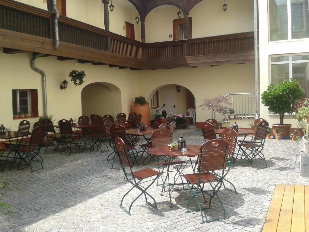 Garni-Hotel Zum Alten Ratskeller فتشاو المظهر الخارجي الصورة